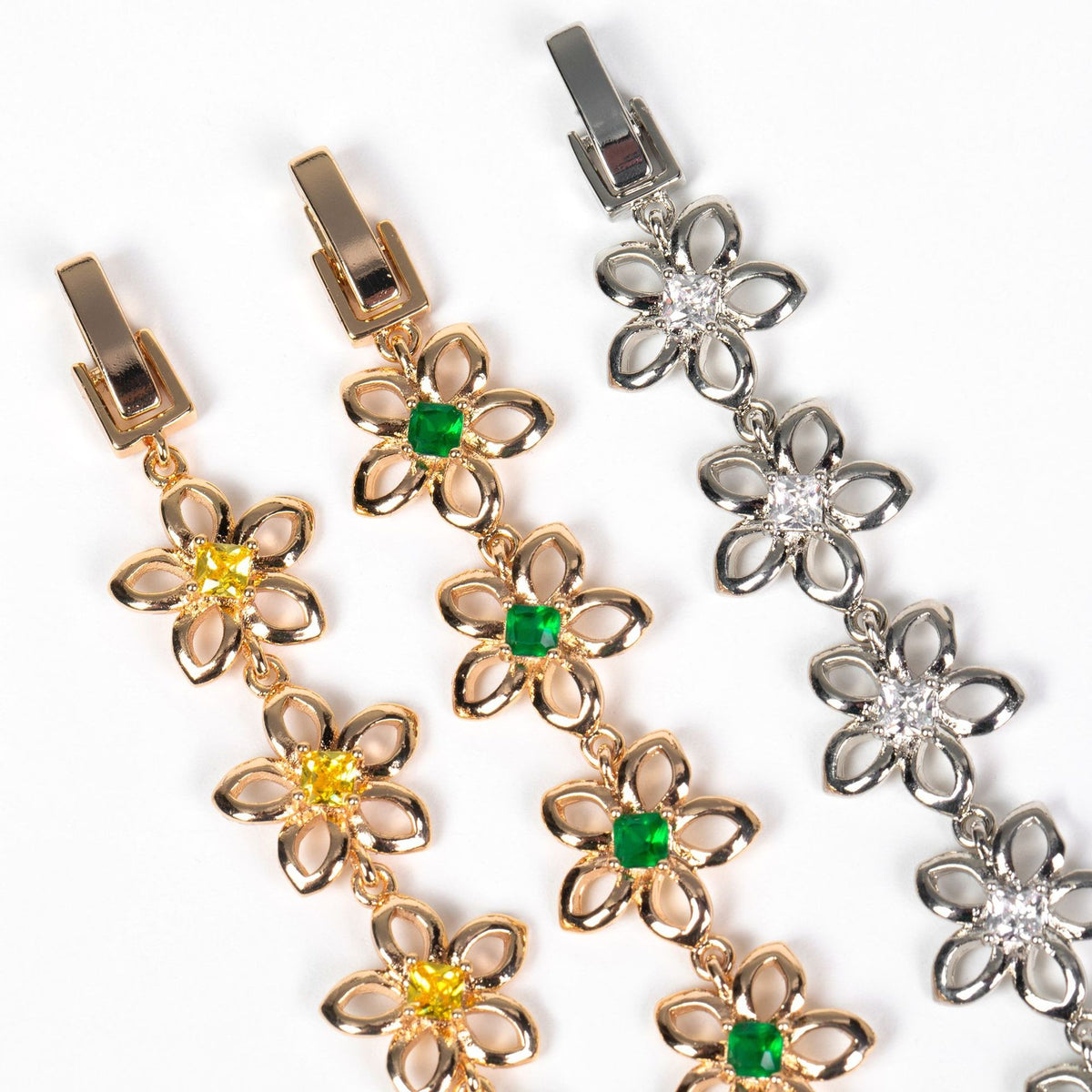 Armband met bloem klavertje