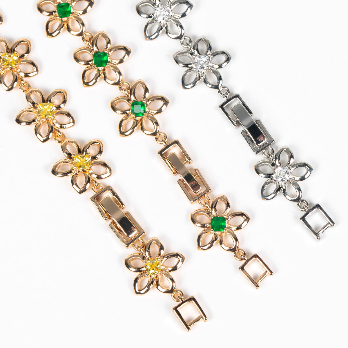 Armband met bloem klavertje