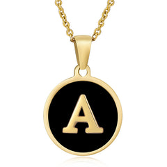 Initial ketting met schelp